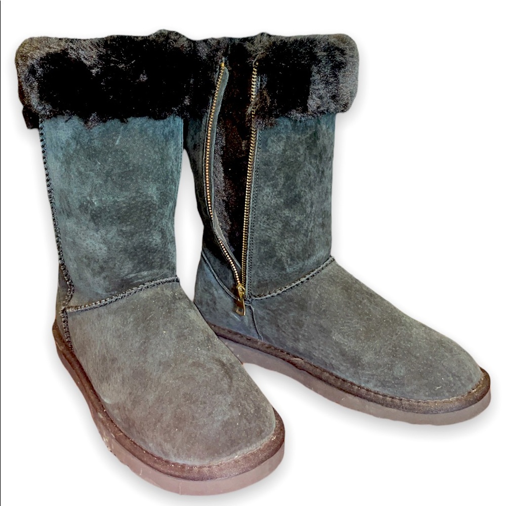 Lamo fur and suede boots with bow women’s size 8